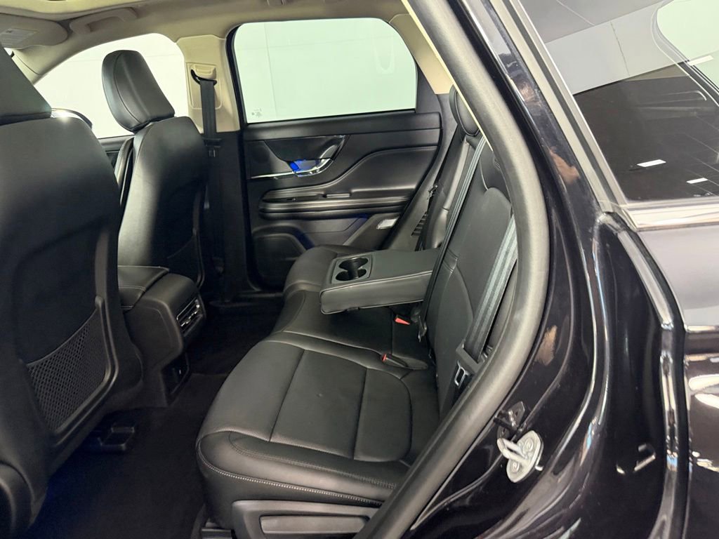Used 2024 Lincoln Corsair Grand Touring AWD/4WD image 23