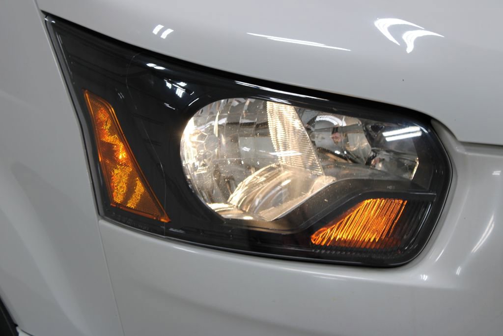 Used 2024 Ford Transit 350 XLT image 12