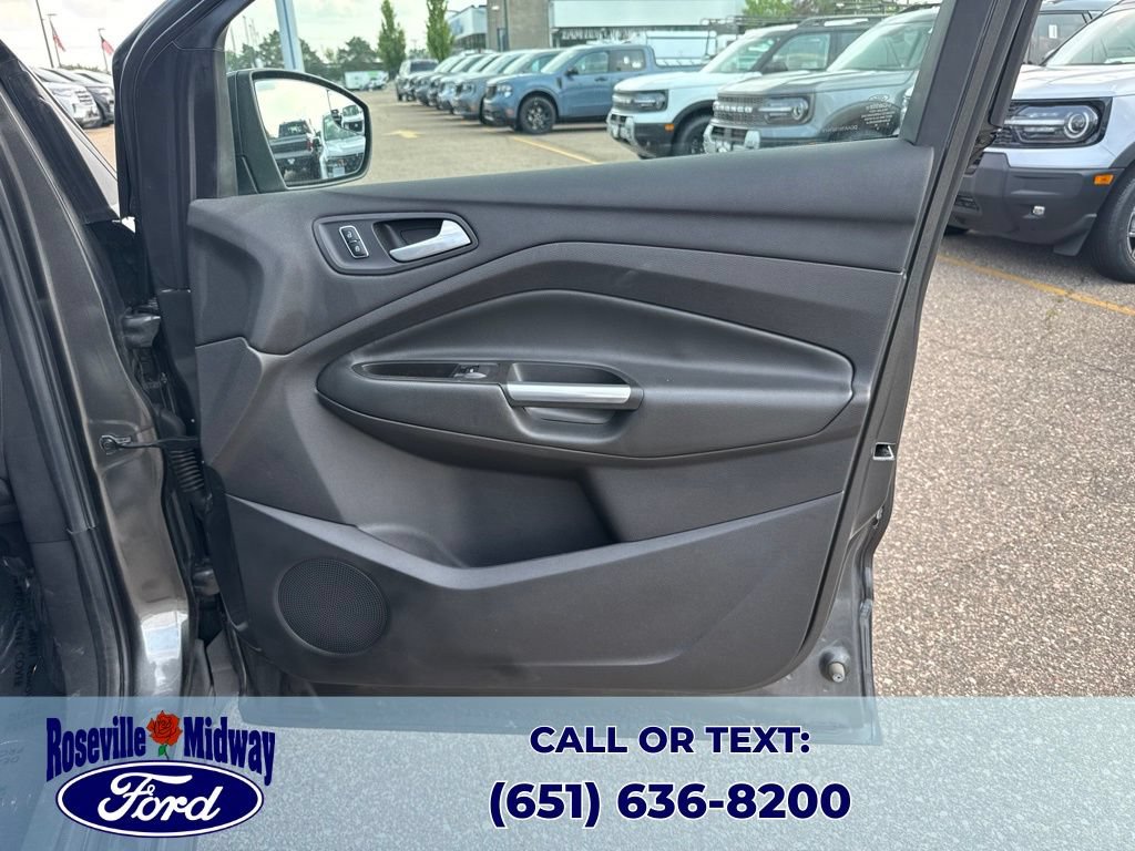 Used 2015 Ford Escape SE AWD/4WD image 34