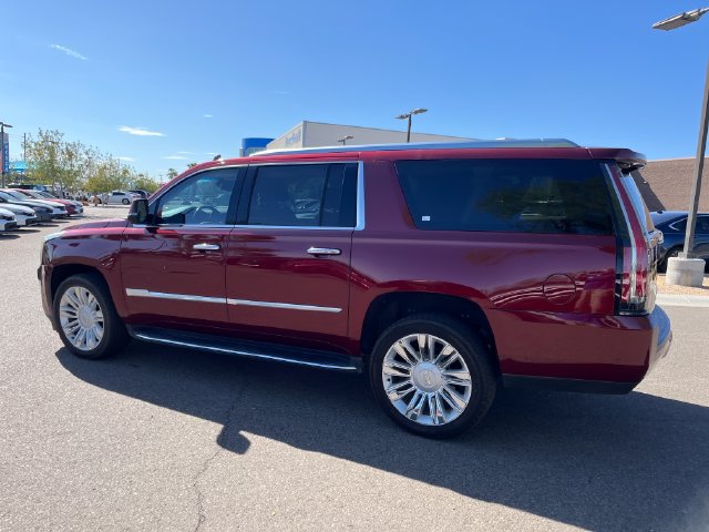 Used 2020 Cadillac Escalade ESV Luxury w/ LPO, Radiant Package AWD/4WD image 4
