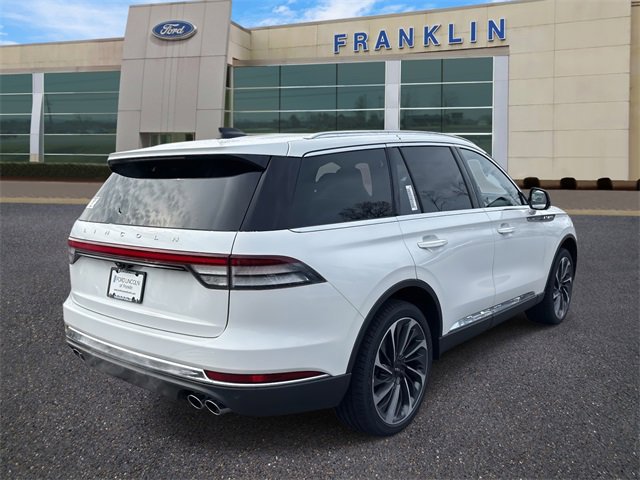 New 2026 Lincoln Aviator Reserve image 7