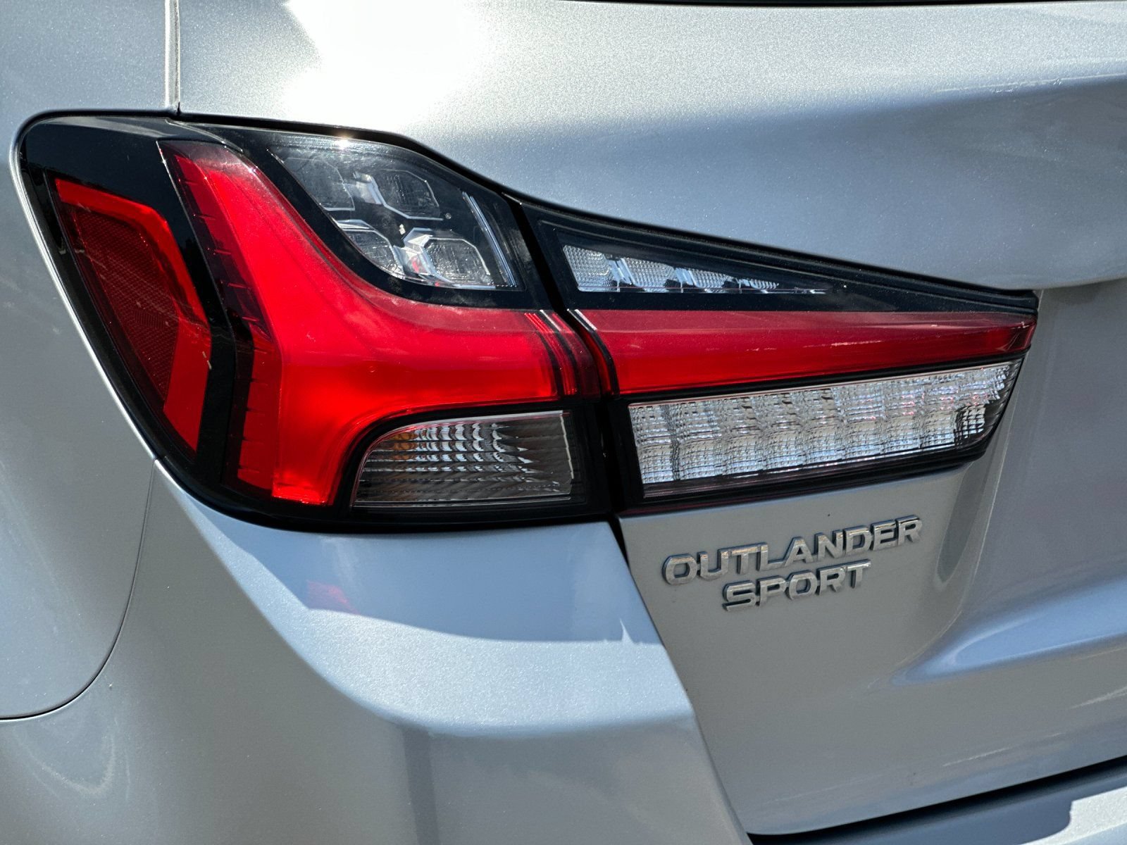 Used 2024 Mitsubishi Outlander Sport ES AWD/4WD image 23