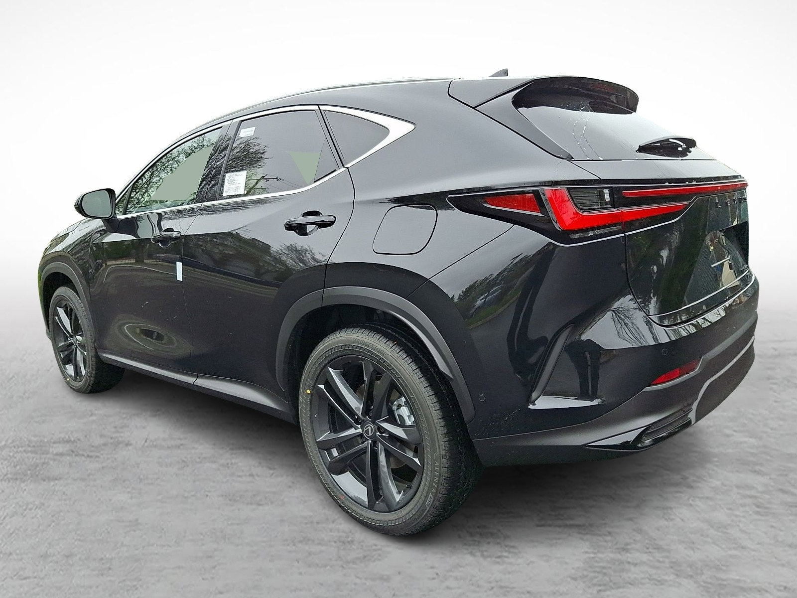 New 2026 Lexus NX 450h+ AWD w/ Luxury Package image 3