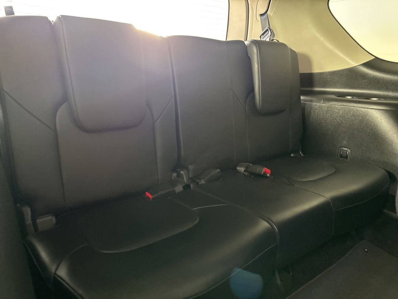 Used 2024 Nissan Armada SL w/ Captain's Chairs Package image 32