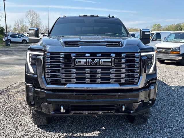 Used 2024 GMC Sierra 3500 Denali Ultimate image 8