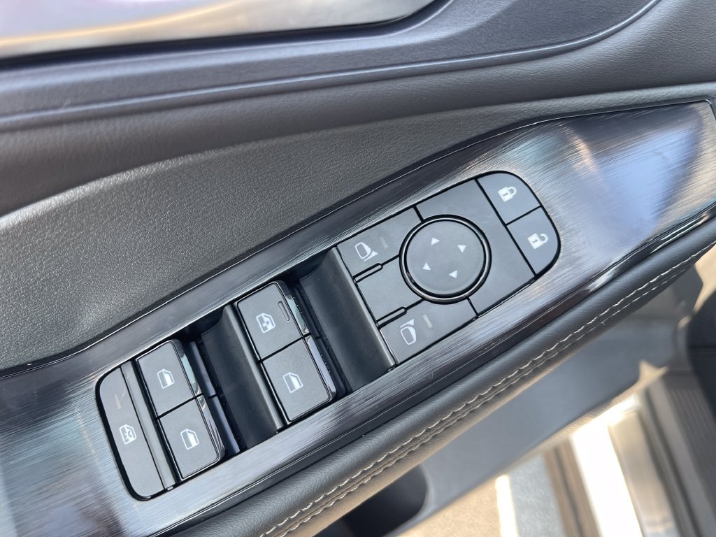 New 2026 Nissan Rogue Dark Armor AWD/4WD image 11