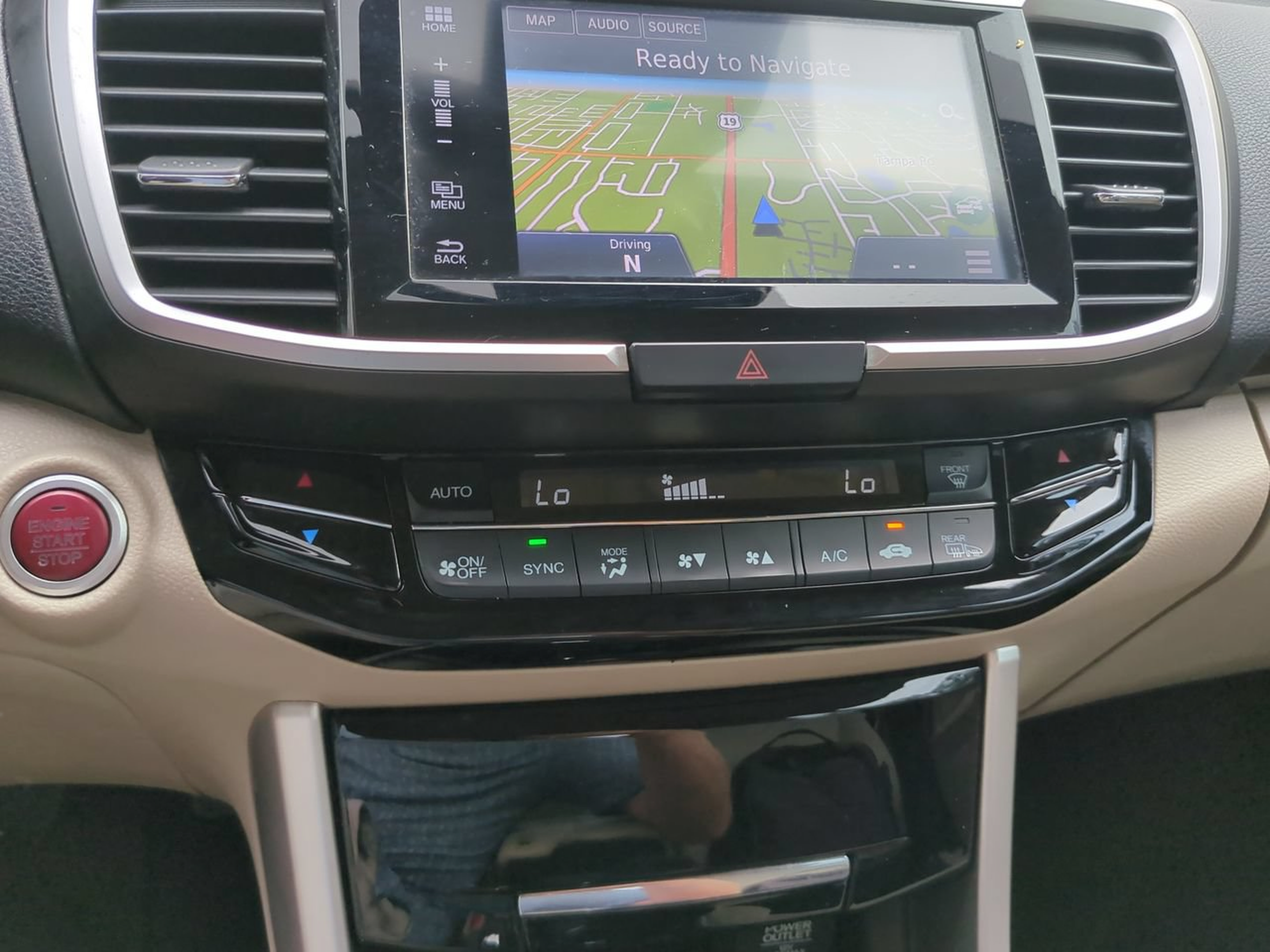 Certified 2017 Honda Accord EX-L image 28