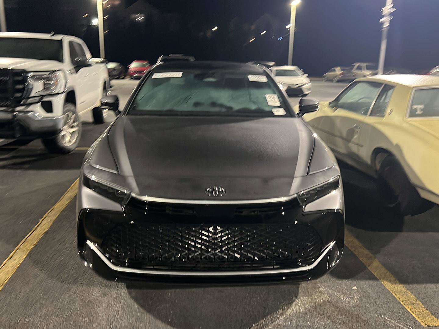 Certified 2023 Toyota Crown Limited image 4