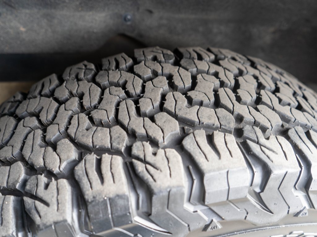 Used 2022 GMC Sierra 1500 SLT w/ SLT Premium Plus Package image 34