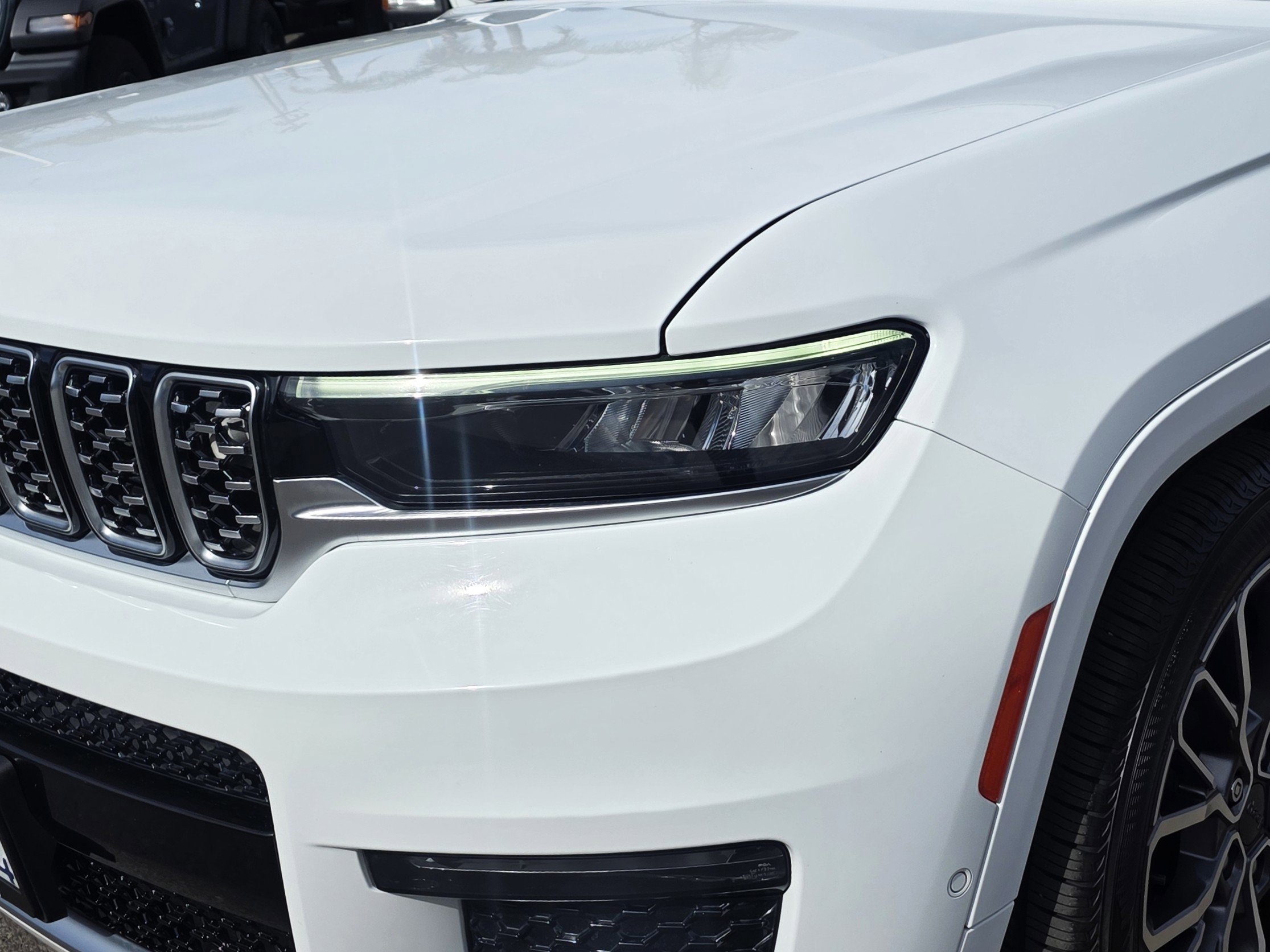 Certified 2023 Jeep Grand Cherokee L Summit image 8