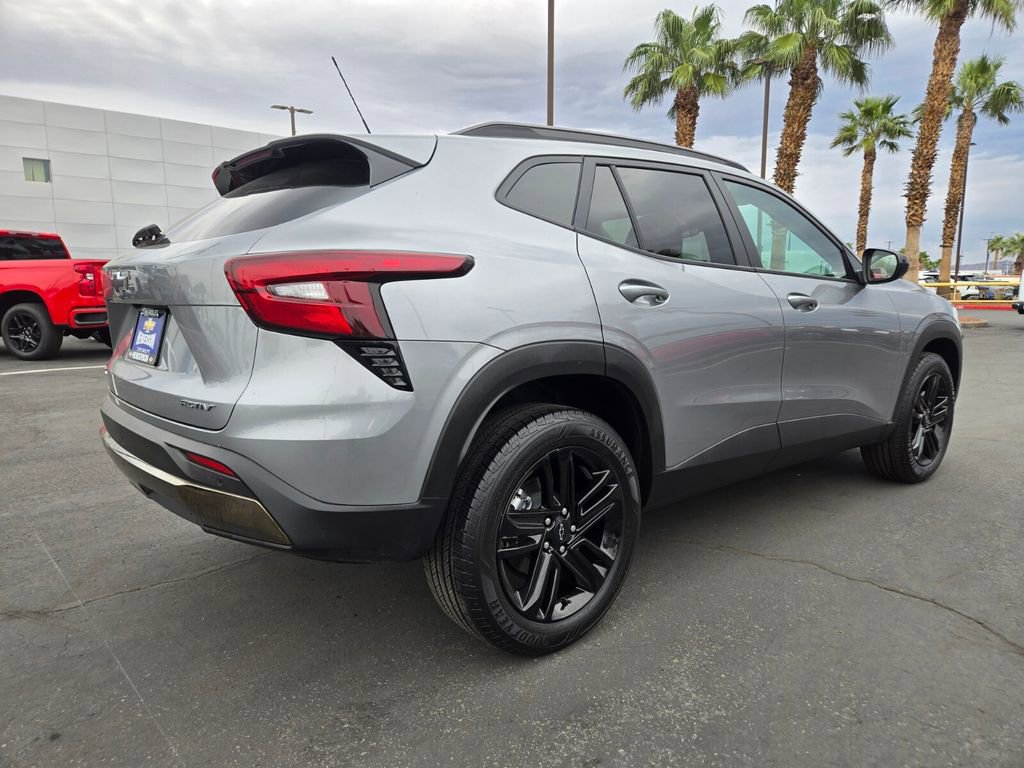 Used 2025 Chevrolet Trax ACTIV w/ Driver Confidence Package image 6