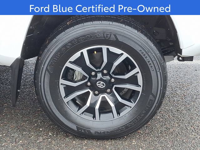 Used 2022 Toyota Tacoma TRD Sport image 9