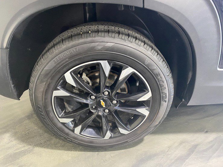 Used 2021 Chevrolet TrailBlazer LT w/ Sun and Liftgate Package image 8