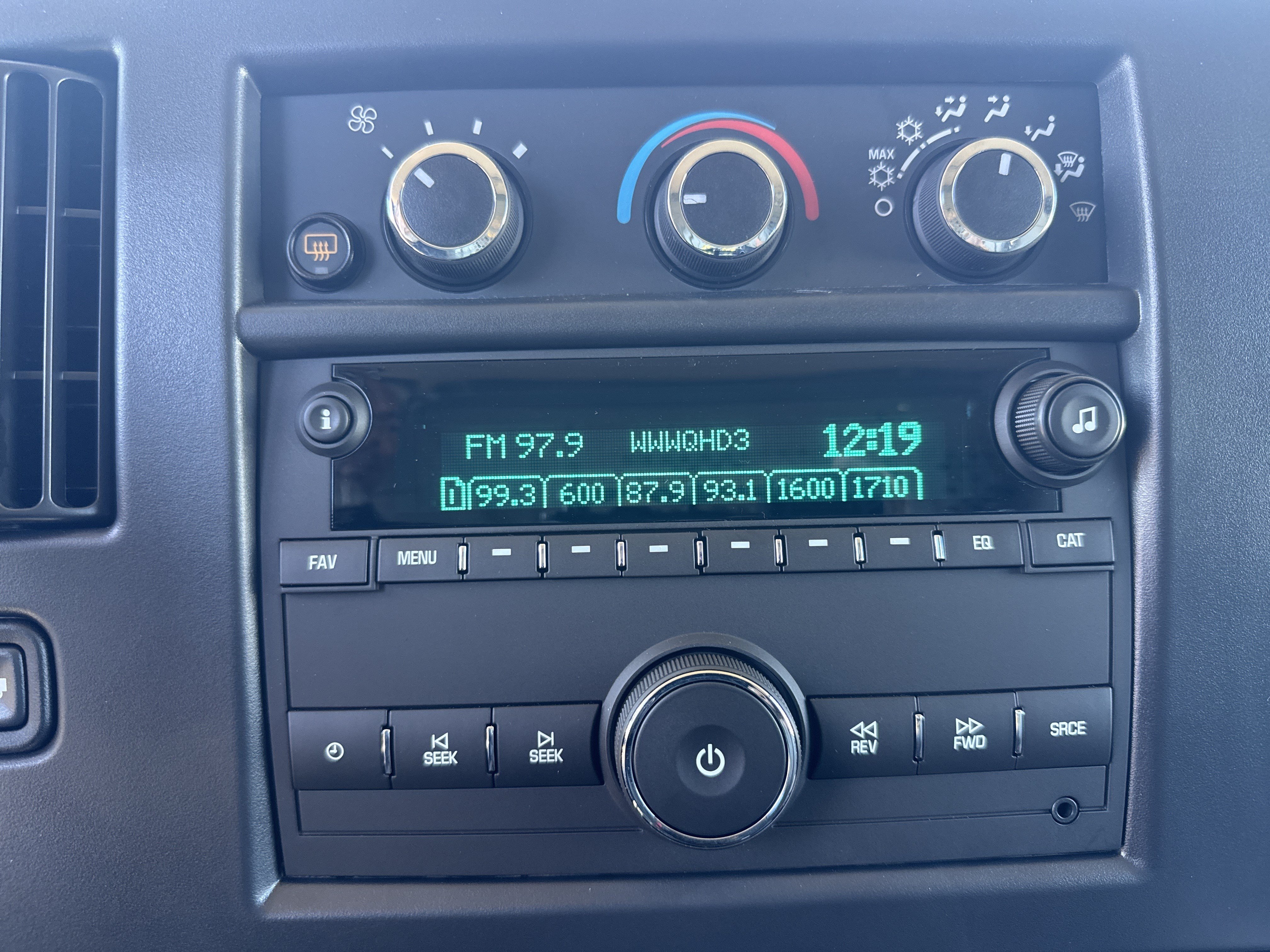 New 2025 GMC Savana 2500 w/ Driver Convenience Package RWD image 22