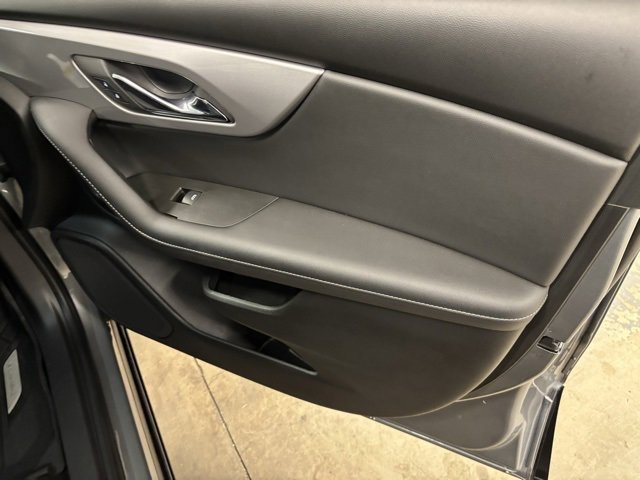 Used 2025 Chevrolet Blazer LT w/ Driver Confidence Package image 21