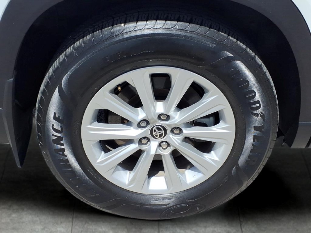 Used 2024 Toyota Grand Highlander FWD image 9
