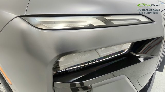 Used 2023 BMW 740i w/ Parking Assistance Package RWD image 22