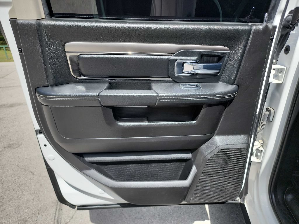 Used 2018 RAM 2500 Laramie w/ Sport Appearance Group RWD image 30