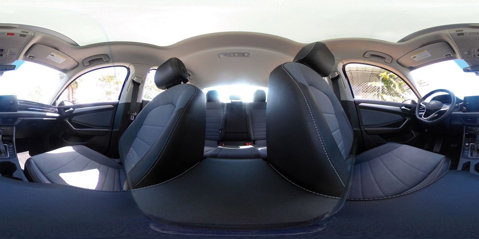 Used 2025 Volkswagen Jetta SE image 42