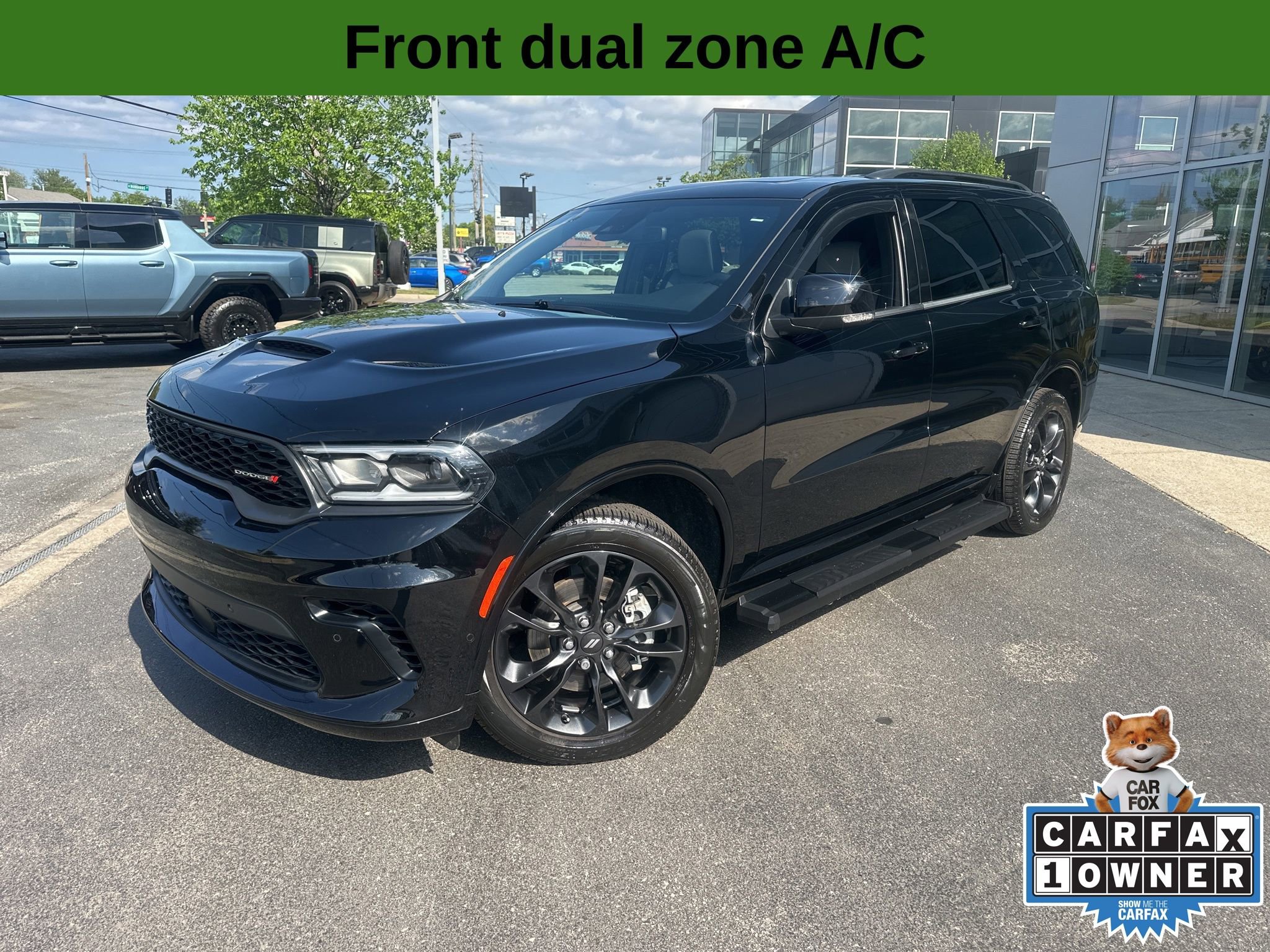 Used 2024 Dodge Durango GT image 1