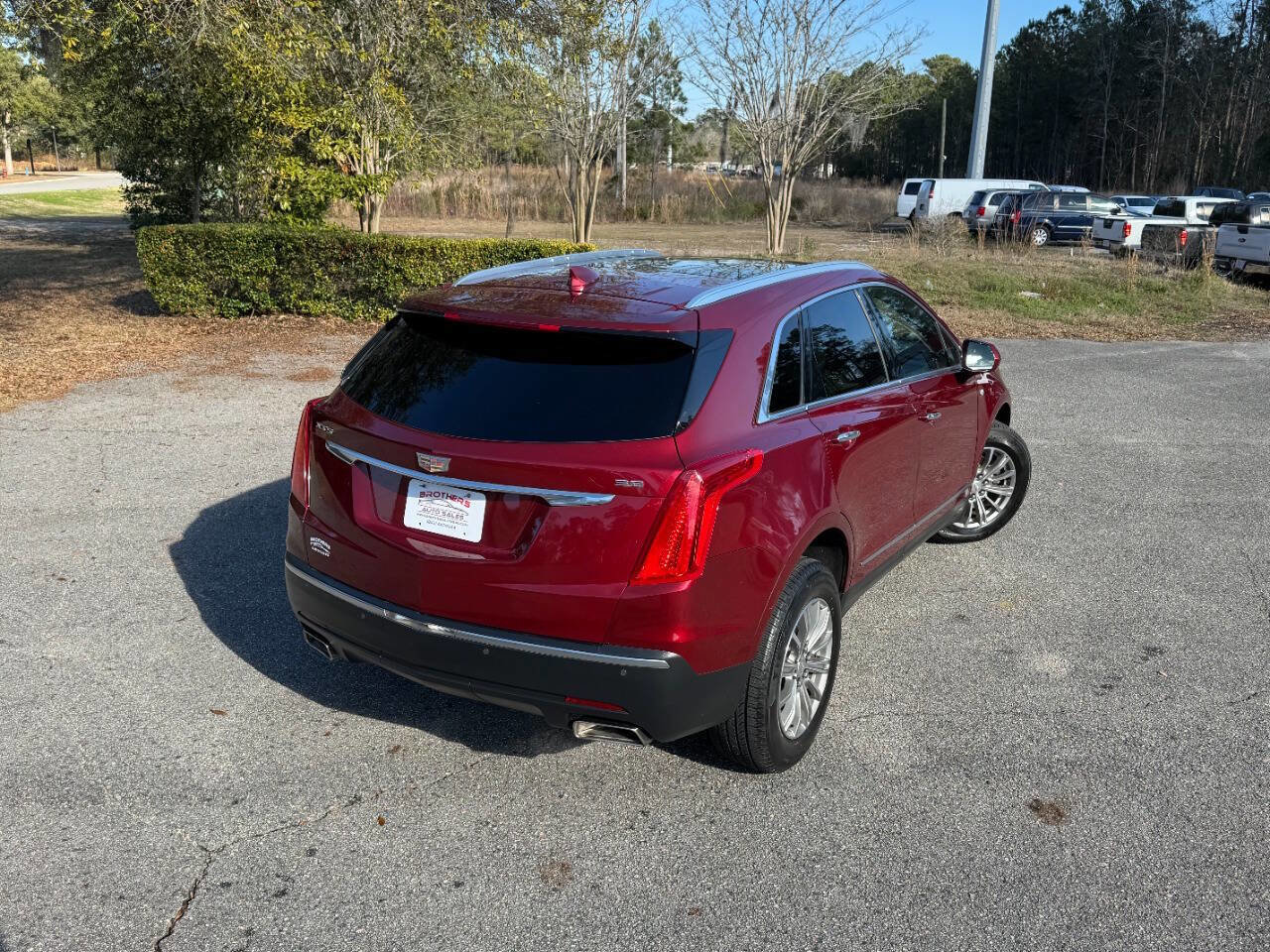 Used 2017 Cadillac XT5 Luxury w/ Driver Awareness Package image 6