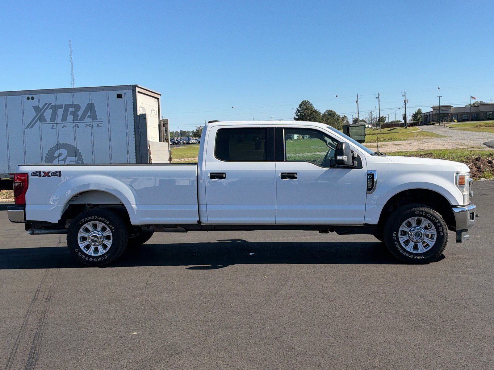 Used 2022 Ford F250 XLT AWD/4WD image 4