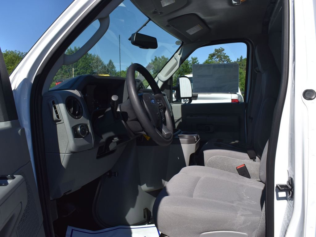 New 2025 Ford E-350 and Econoline 350 Super Duty w/ Power Equipment Group image 10