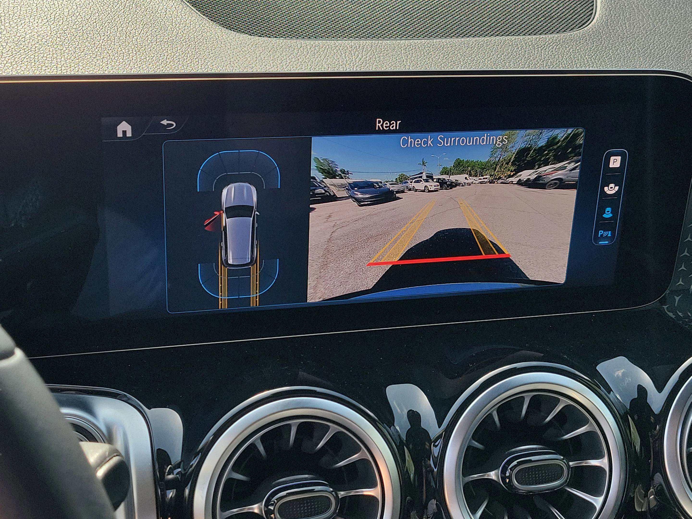 Certified 2025 Mercedes-Benz GLB 250 image 27