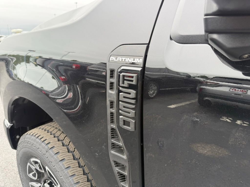 New 2026 Ford F250 Platinum AWD/4WD image 10