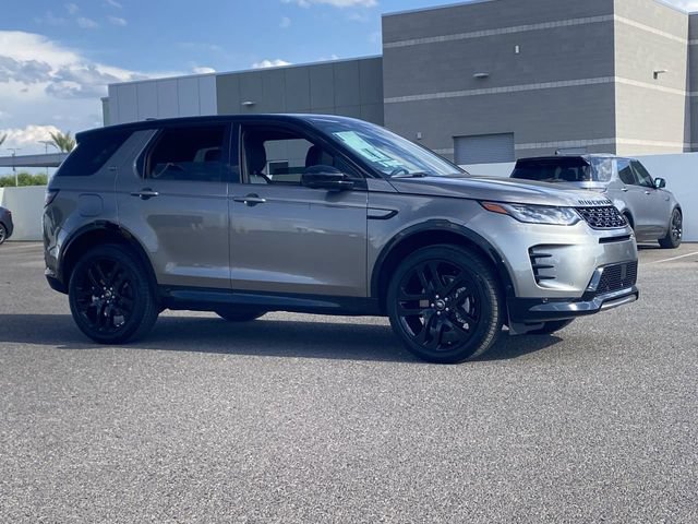 Used 2025 Land Rover Discovery Sport Dynamic SE AWD/4WD image 4