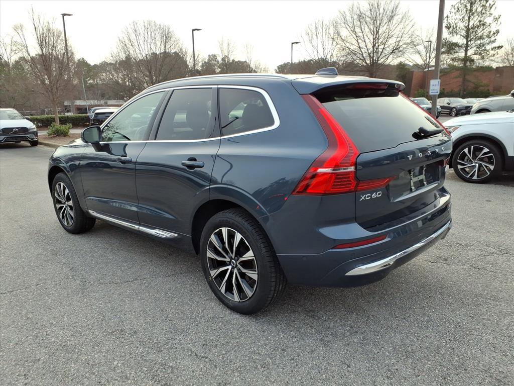 Certified 2023 Volvo XC60 B5 Plus w/ Climate Package image 7