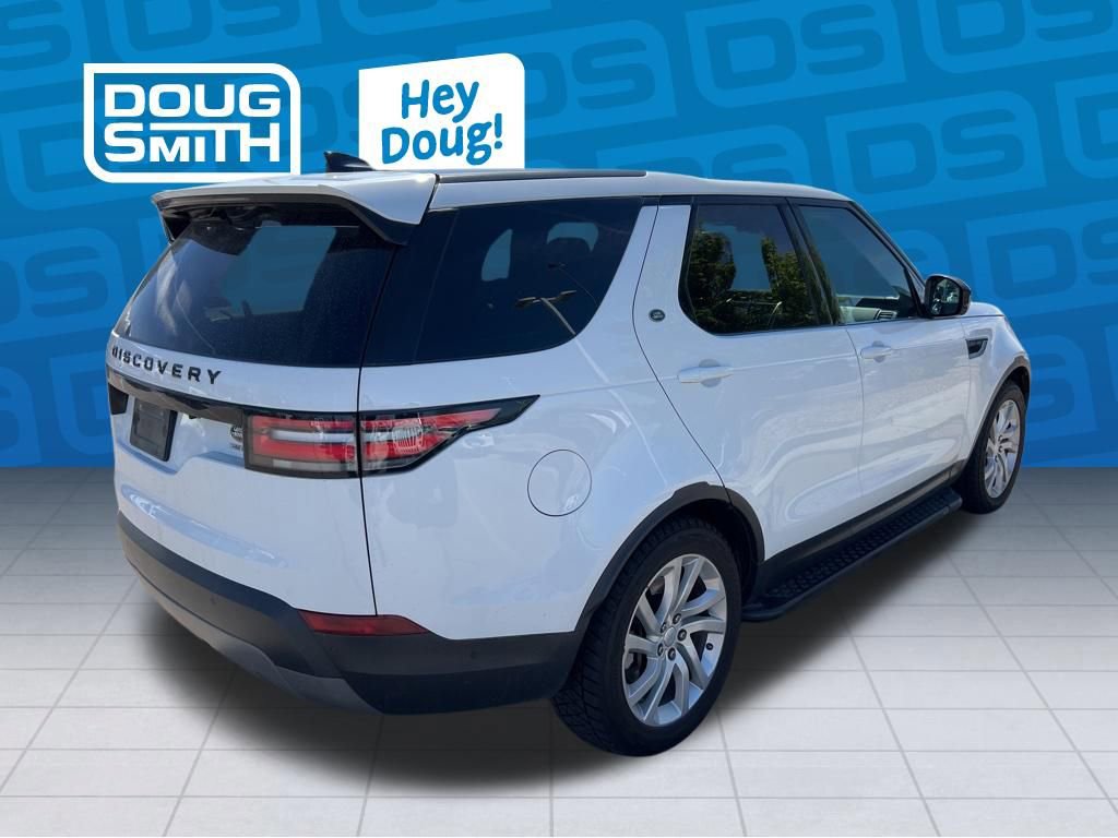 Used 2020 Land Rover Discovery HSE image 5