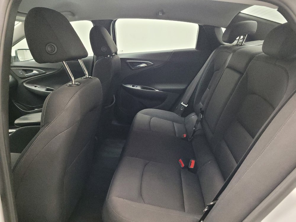 Used 2023 Chevrolet Malibu LT FWD image 18