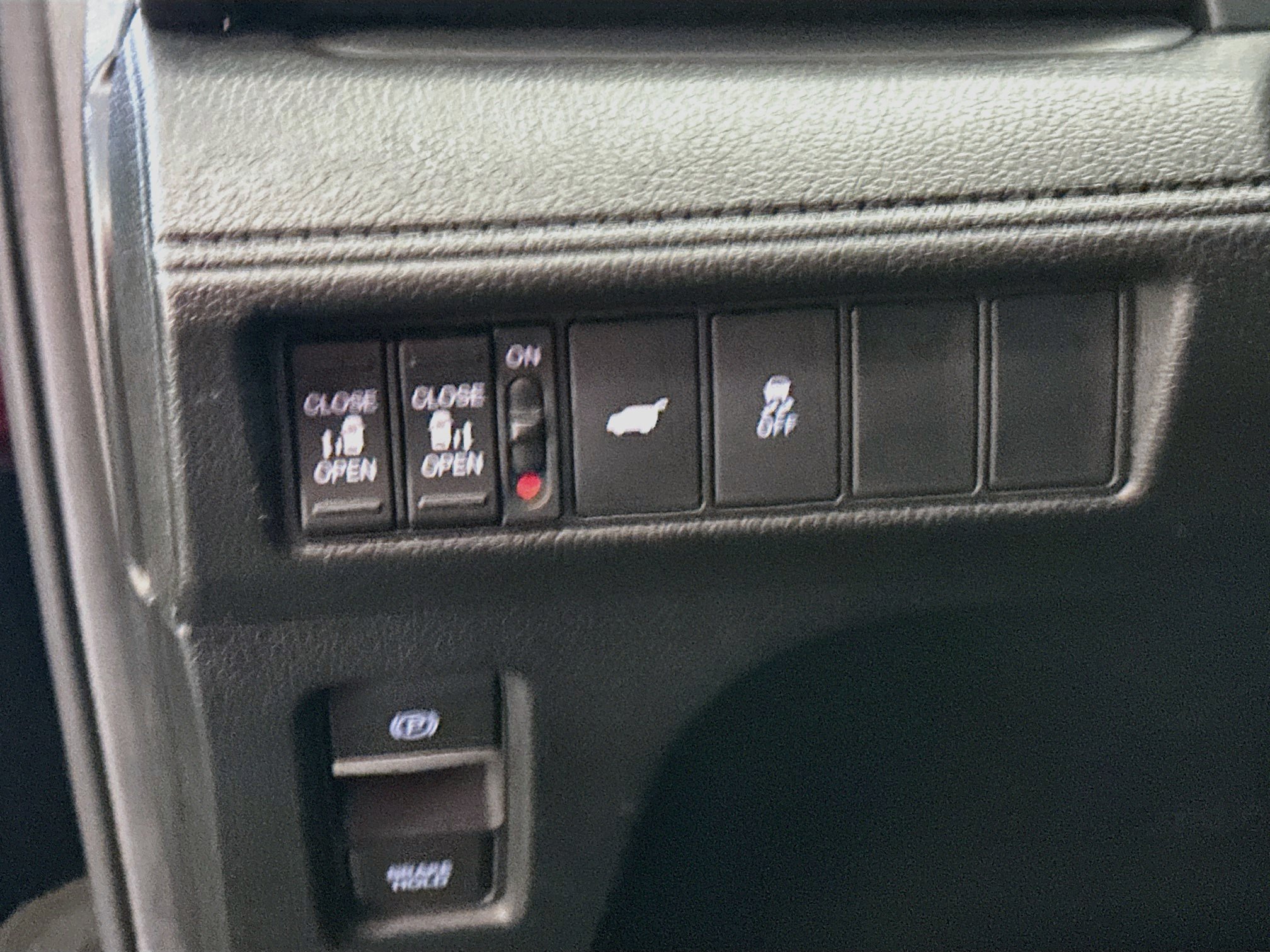 Used 2025 Honda Odyssey EX-L image 17
