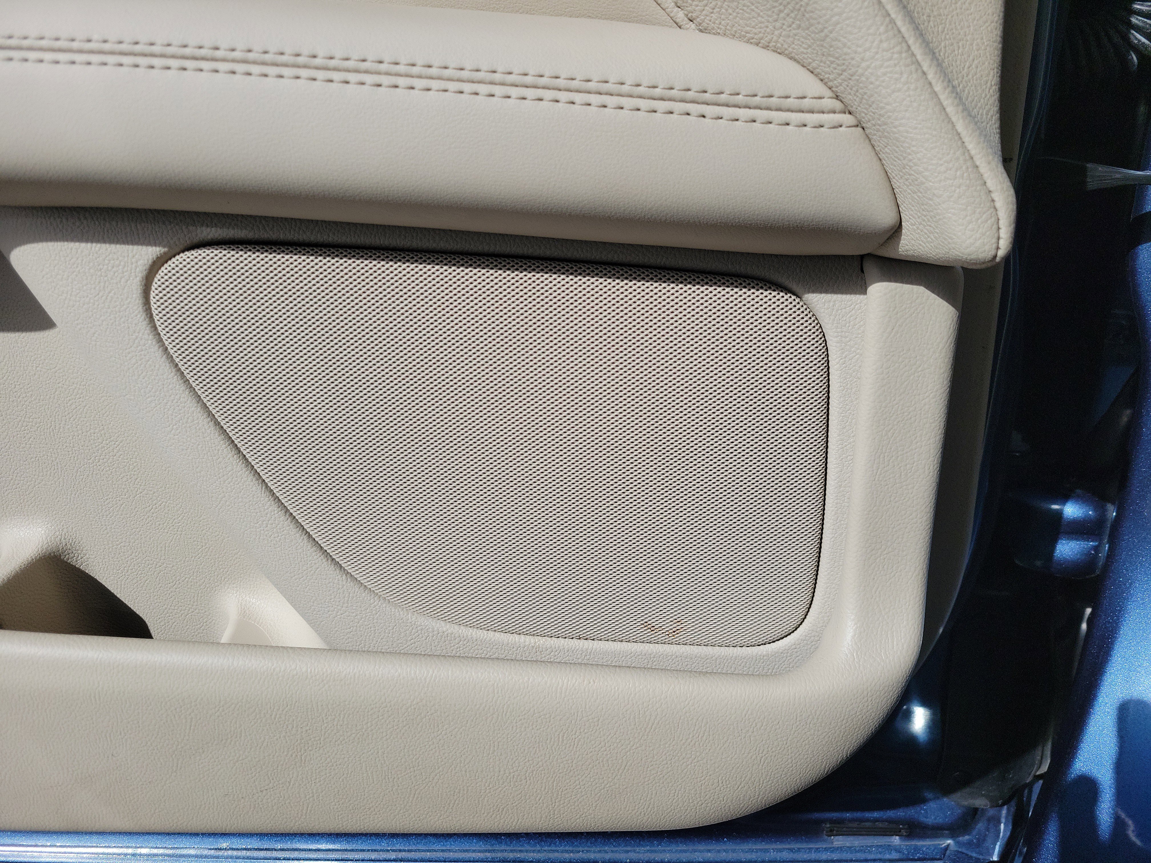 Used 2019 Lincoln MKZ Premiere image 17