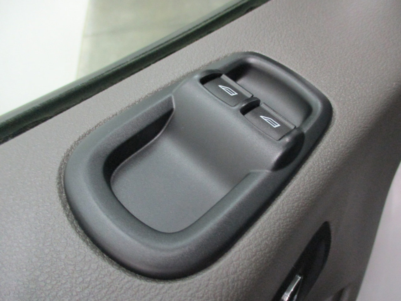 Used 2024 Ford Transit 250 Low Roof w/ Exterior Upgrade Package image 13