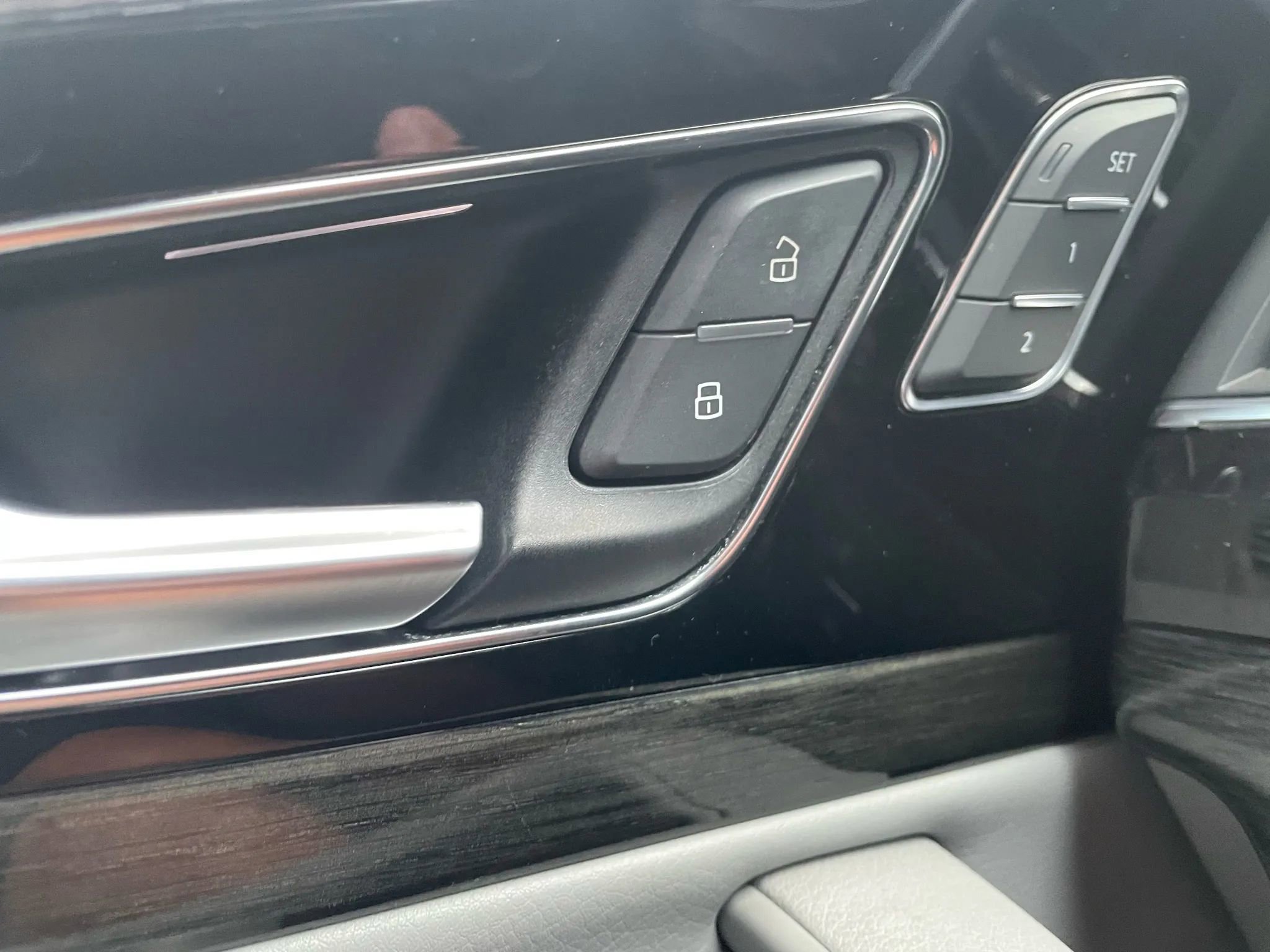 Used 2018 Audi Q7 3.0T Premium Plus w/ Premium Plus Package image 12