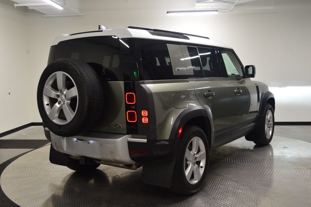 Used 2023 Land Rover Defender 110 SE AWD/4WD image 7