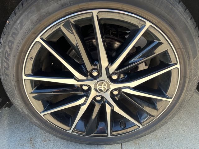 Used 2022 Toyota Camry SE FWD image 10