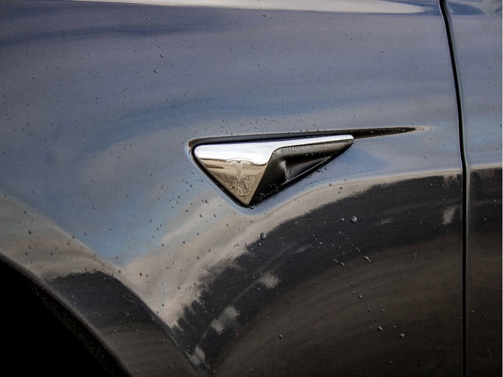 Used 2020 Tesla Model S Long Range Plus image 13