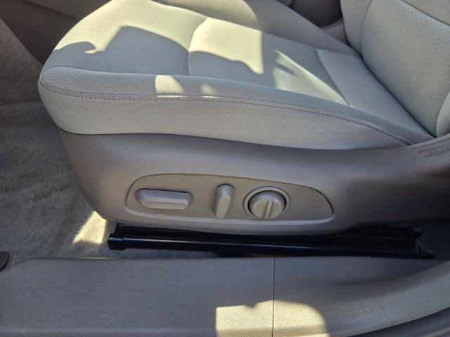 Used 2025 Chevrolet Malibu LT FWD image 15