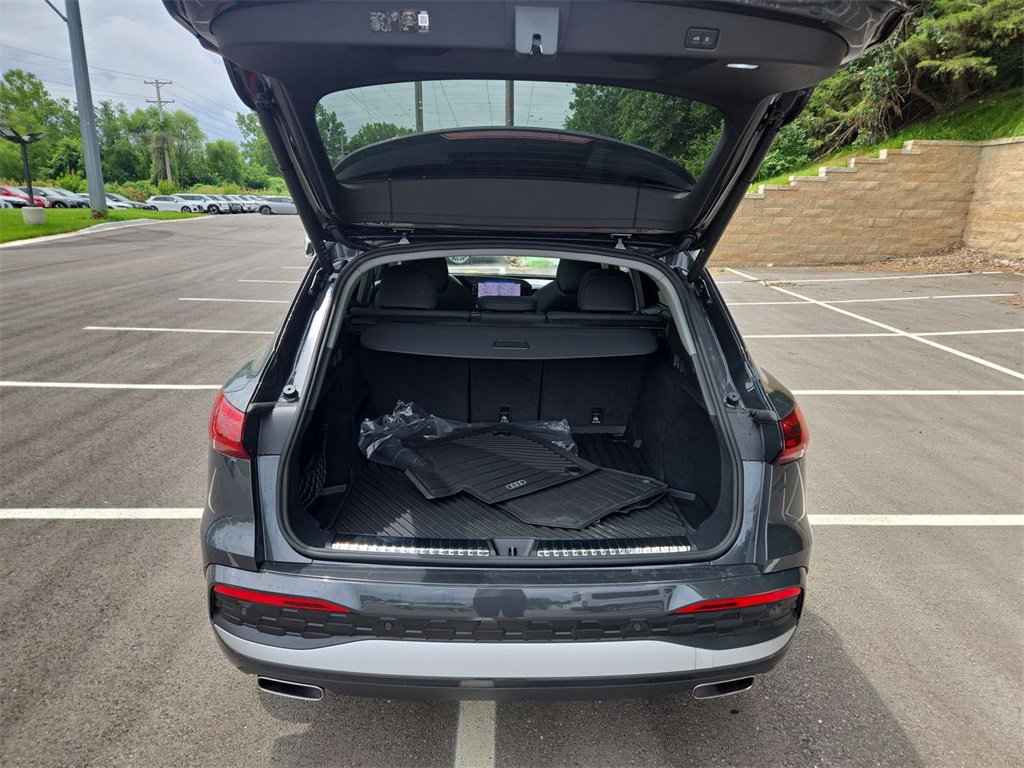 New 2025 Audi Q5 Premium Plus image 24