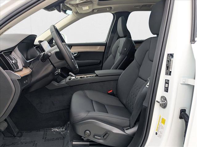 New 2026 Volvo XC90 T8 Plus image 4