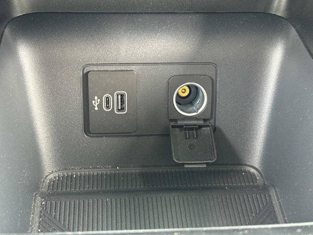 New 2026 Ford Explorer Active w/ Active Comfort Package RWD image 23