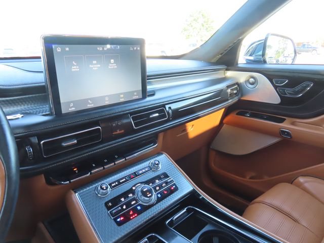 Used 2020 Lincoln Aviator Black Label w/ Dynamic Handling Package AWD/4WD image 40