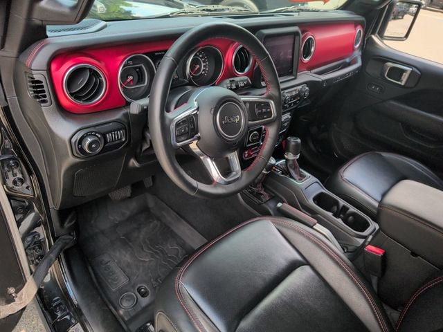 Certified 2022 Jeep Wrangler Unlimited Rubicon w/ Xtreme Recon 35" Tire Package AWD/4WD image 10