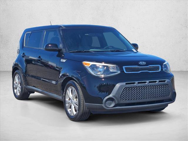 Used 2015 Kia Soul + FWD image 2
