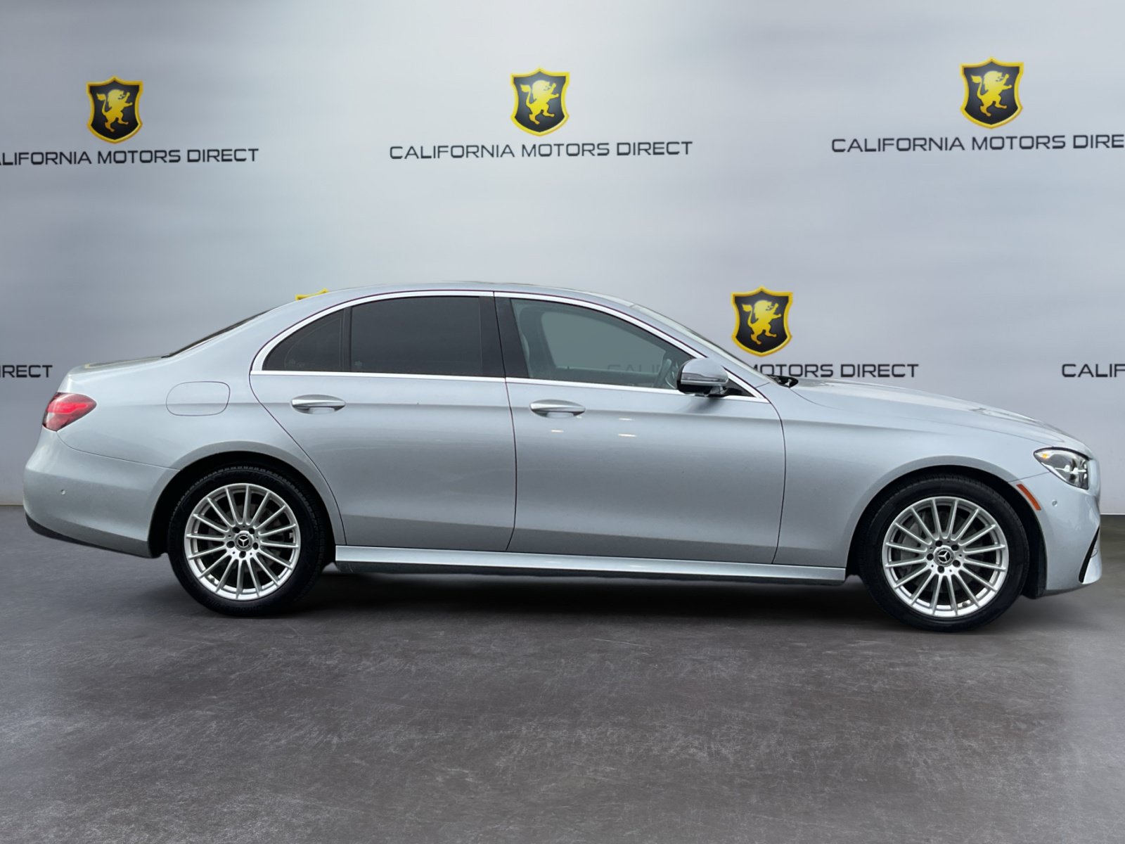 Used 2022 Mercedes-Benz E 350 Sedan image 4