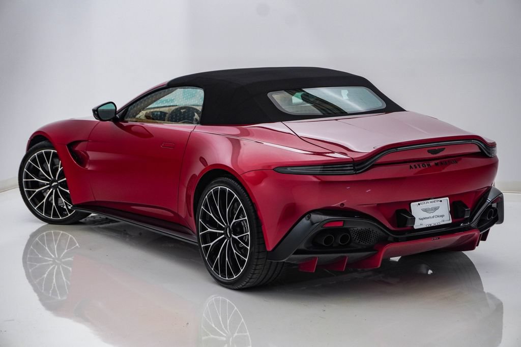 Used 2023 Aston Martin V8 Vantage Roadster RWD image 8