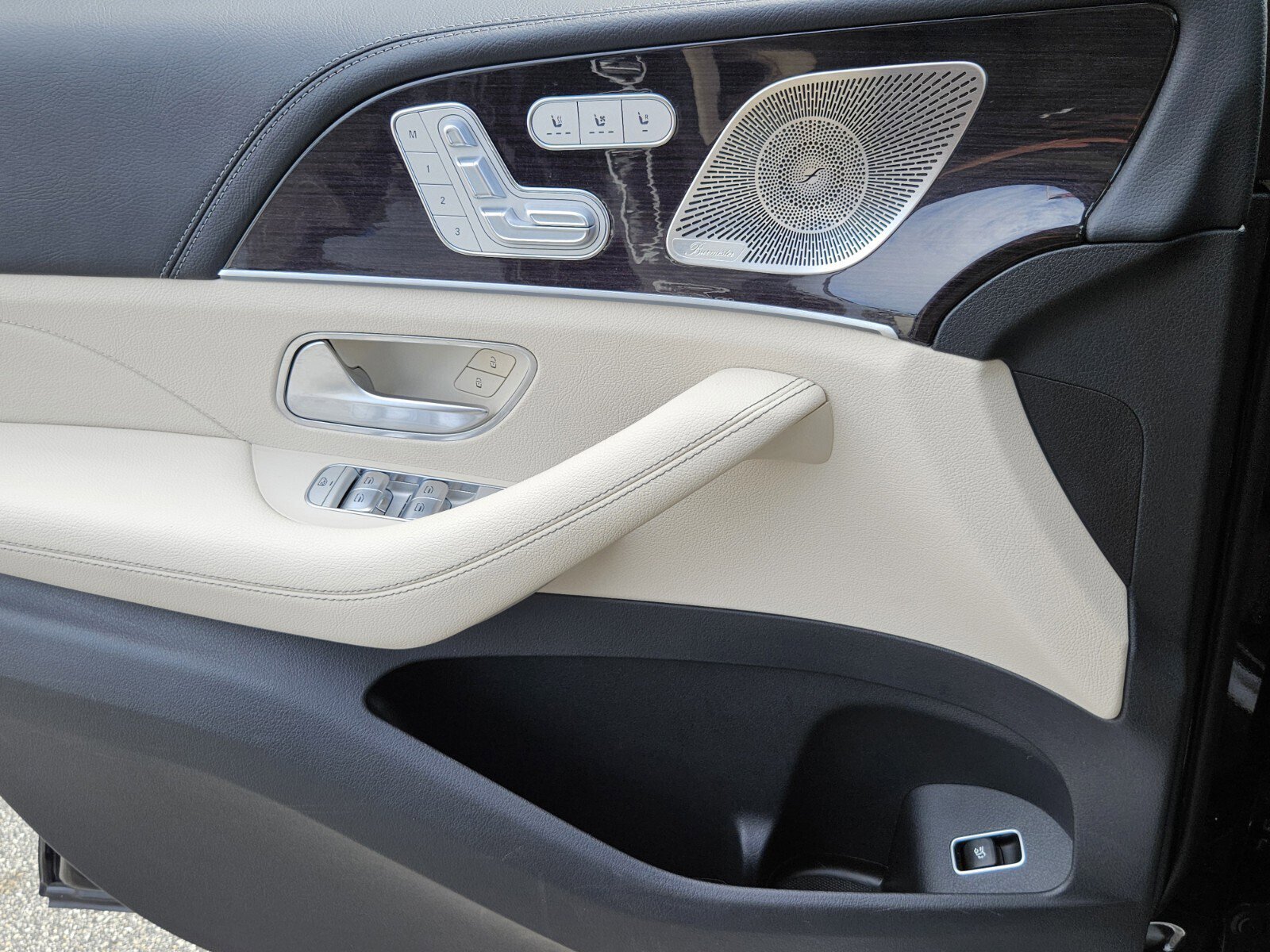 Certified 2023 Mercedes-Benz GLE 450 4MATIC image 39